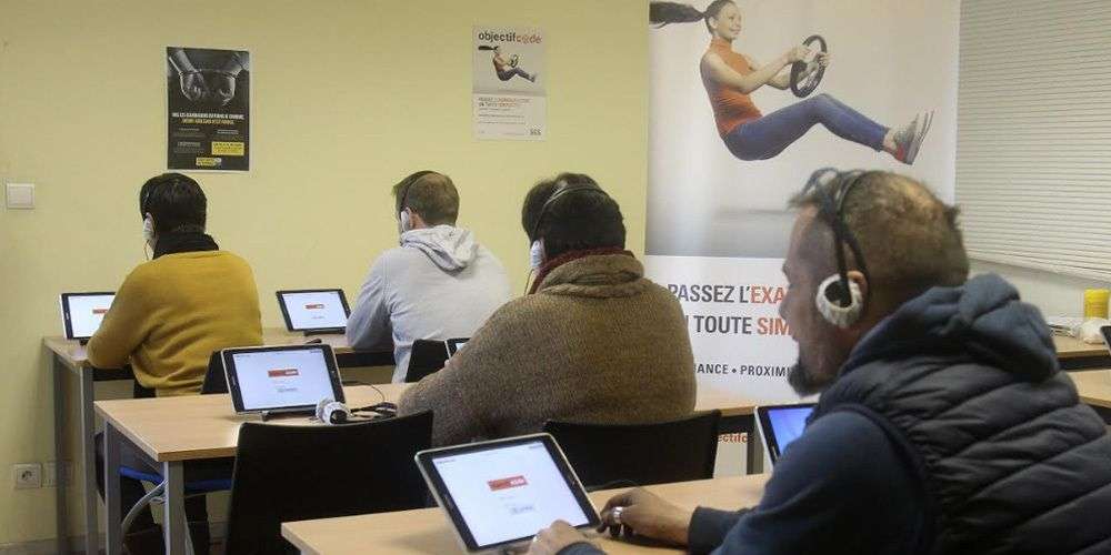 Salle d’examen du code de la route Contrôle Technique Moncade